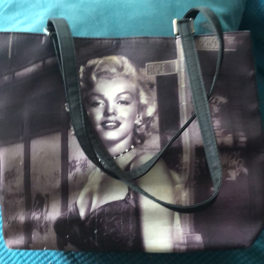 Monroe Purse View 3